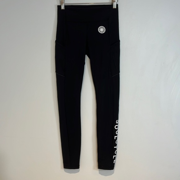 Lululemon SoulCycle black leggings with side pockets size 4 - Picture 1 of 9